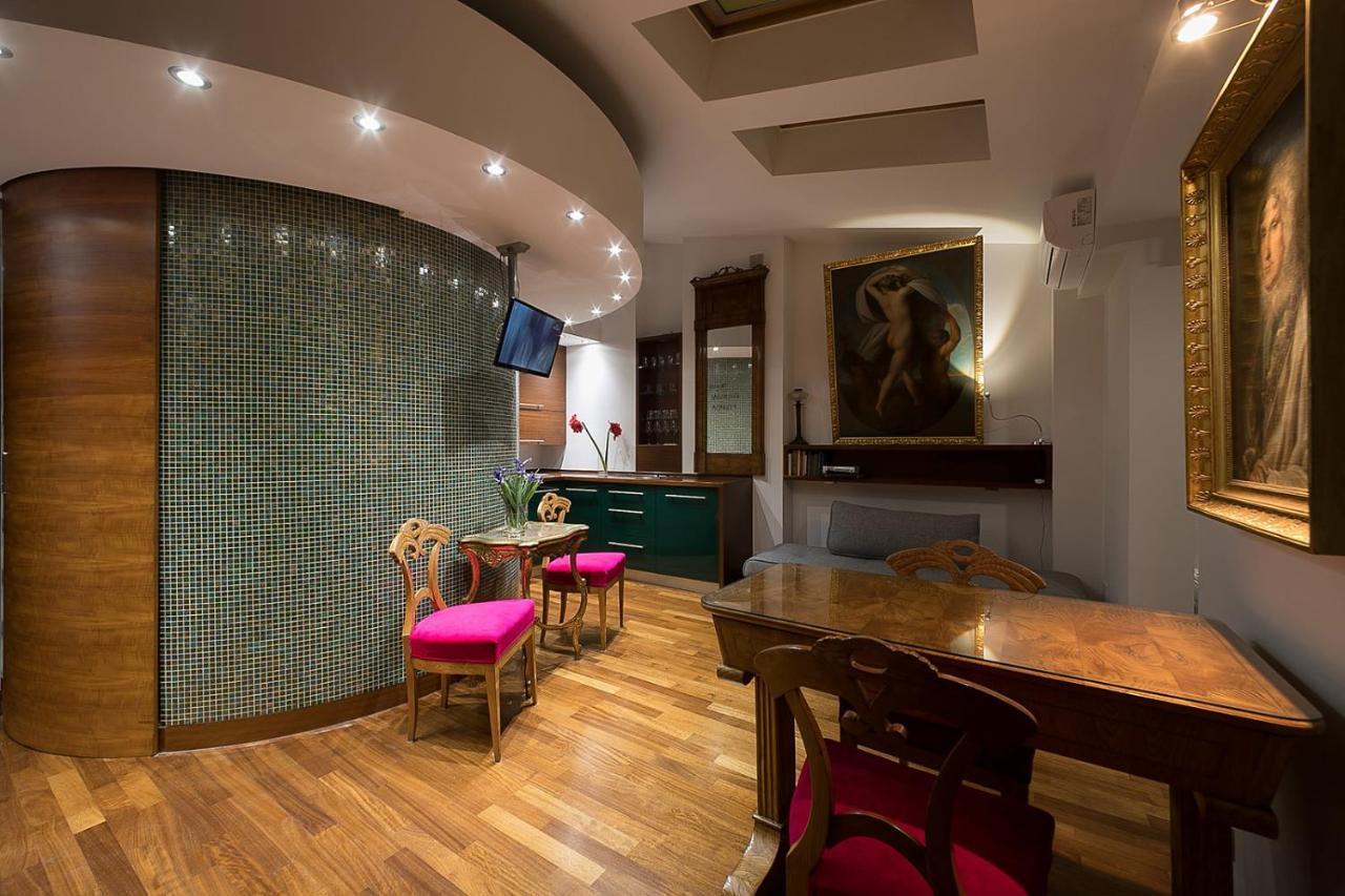 Main Square Studio With Terrace & Air Condition 克拉科夫 外观 照片